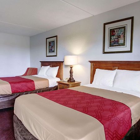 Rodeway Inn New Braunfels Bagian luar foto
