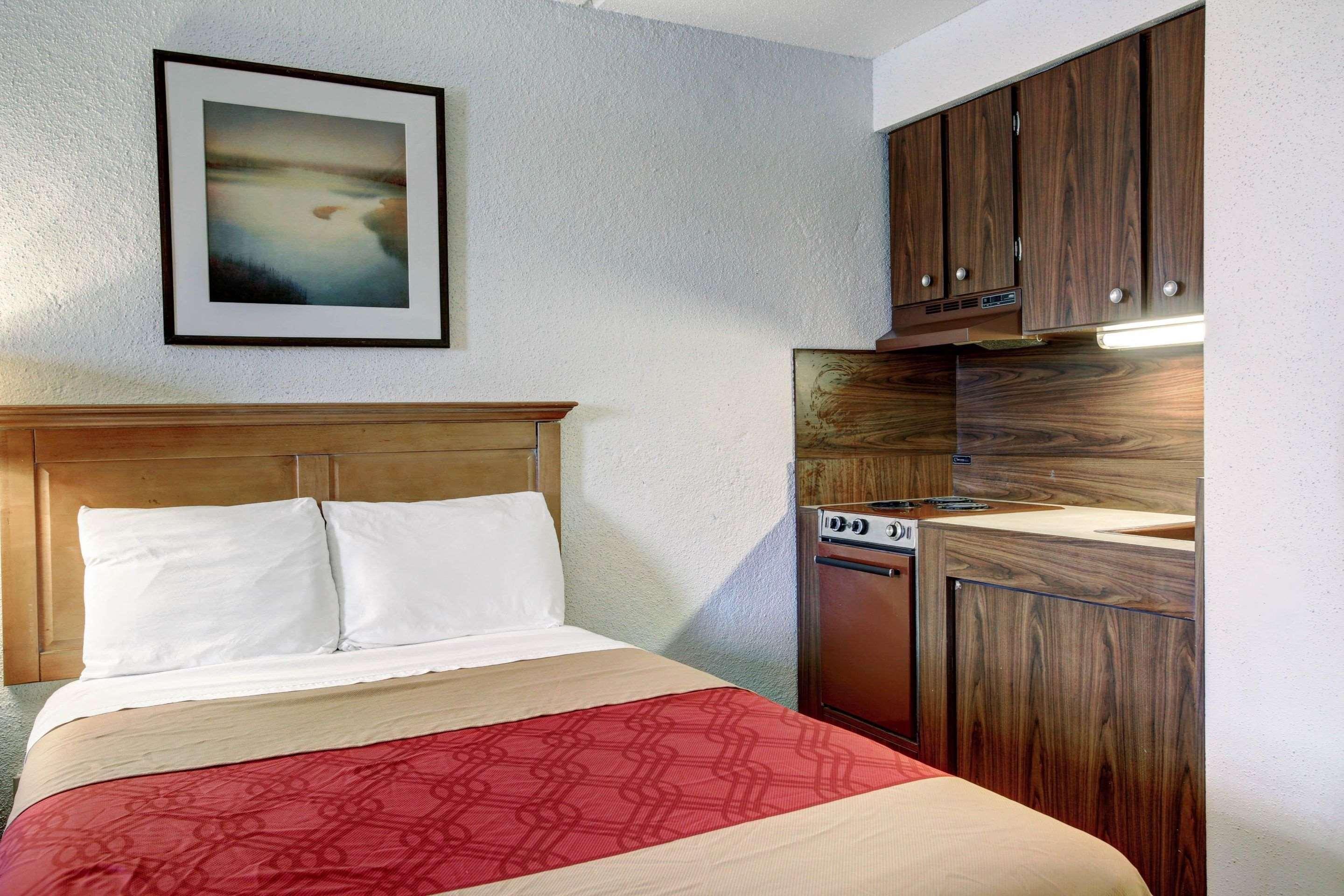 Rodeway Inn New Braunfels Bagian luar foto