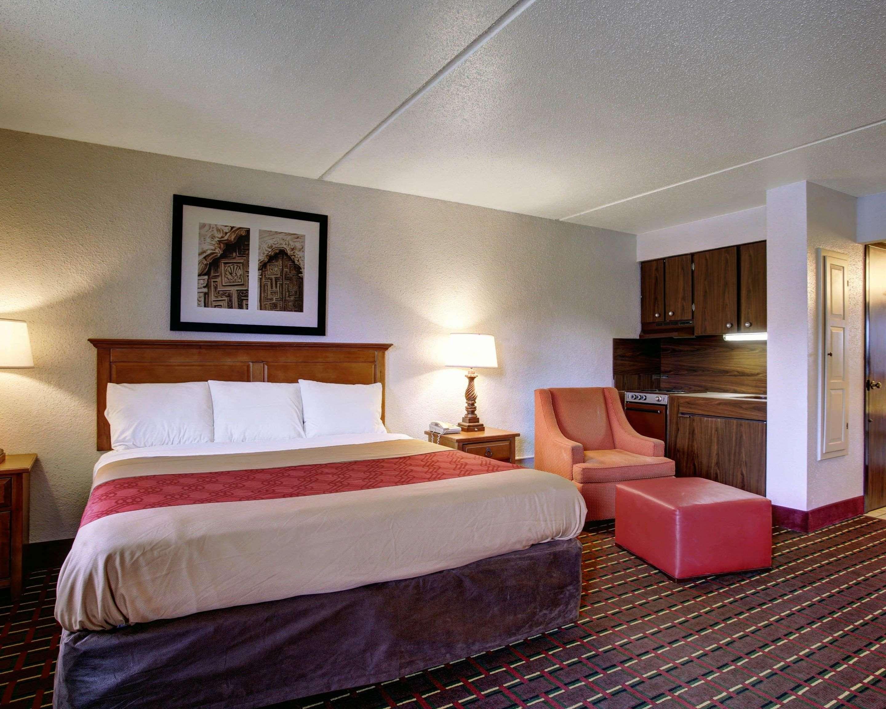 Rodeway Inn New Braunfels Bagian luar foto