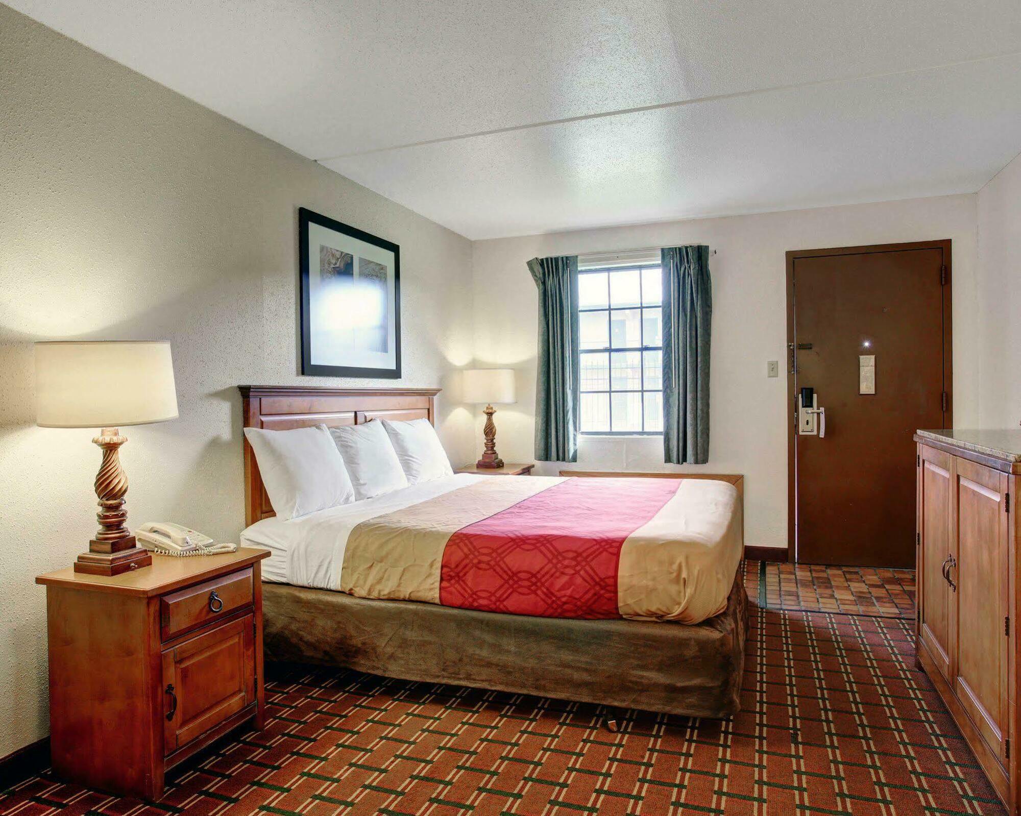 Rodeway Inn New Braunfels Bagian luar foto